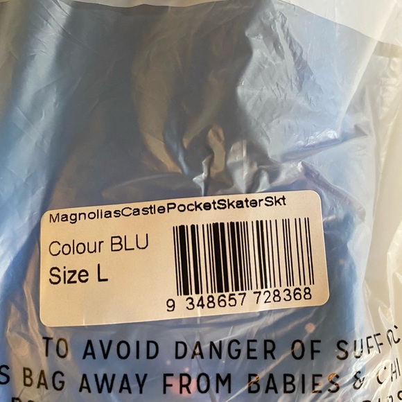 Blackmilk “MAGNOLIA CASTLE POCKET Moonbound Studio SKATER SKIRT” Size Large NWT - Picture 11 of 15